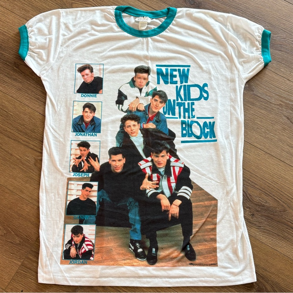 Vintage 1990s New Kids on the Block Nightgown